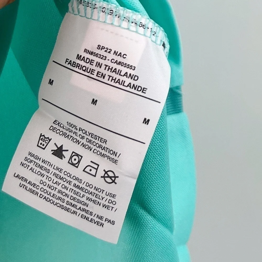 NWT Nike Dri-Fit Strike Soccer Jersey Shirt in Hyper Turquoise